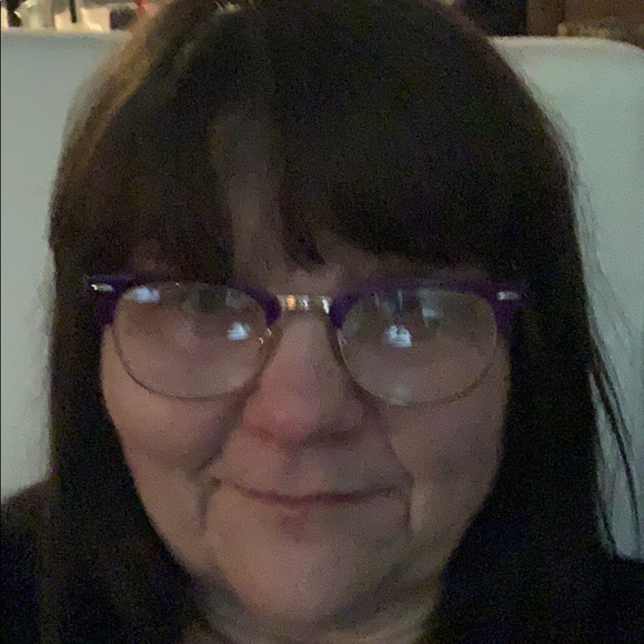 Meet your Posher, Michelle - Picture 1 of 1